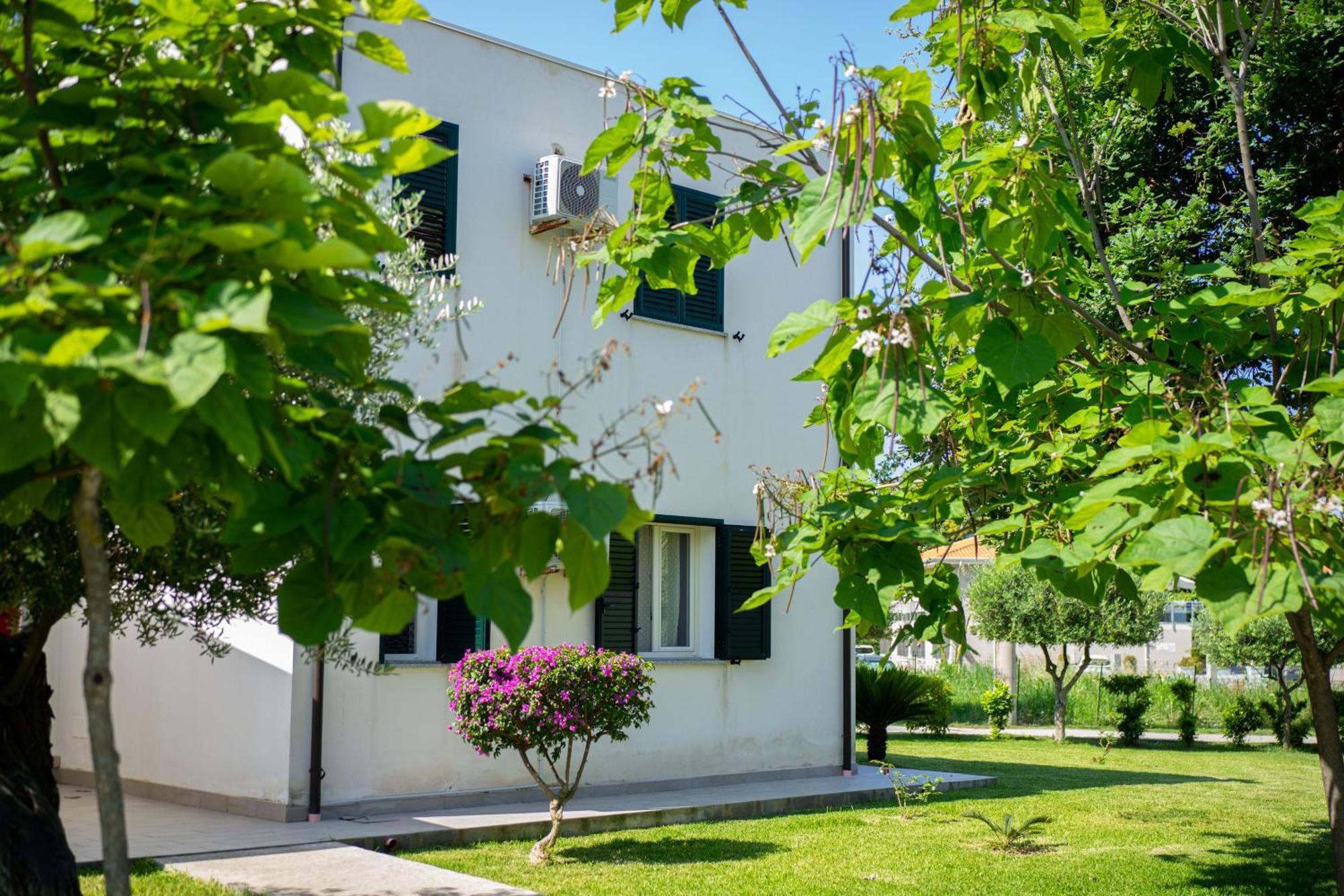 Villaggio Residence Emmesse Zambrone Exterior foto